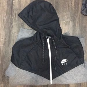 Men’s Nike Air jacket.
